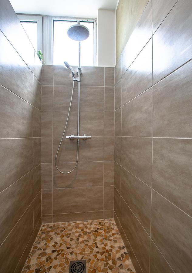 Apartament Le Loft Horloger Avec Parking Besançon Zewnętrze zdjęcie