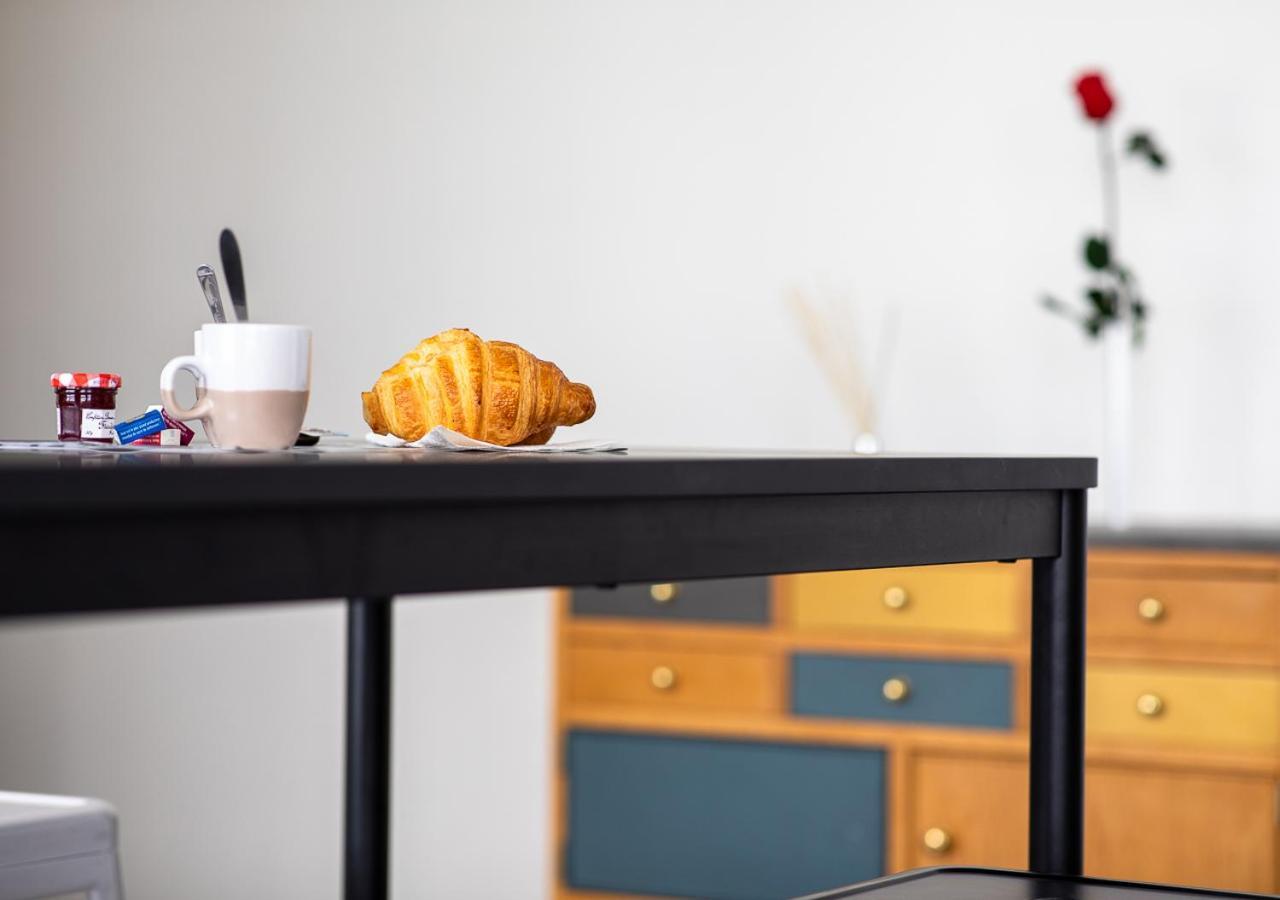 Apartament Le Loft Horloger Avec Parking Besançon Zewnętrze zdjęcie